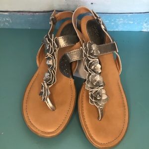 BOC Sonoran Pewter floral sandal sz 9